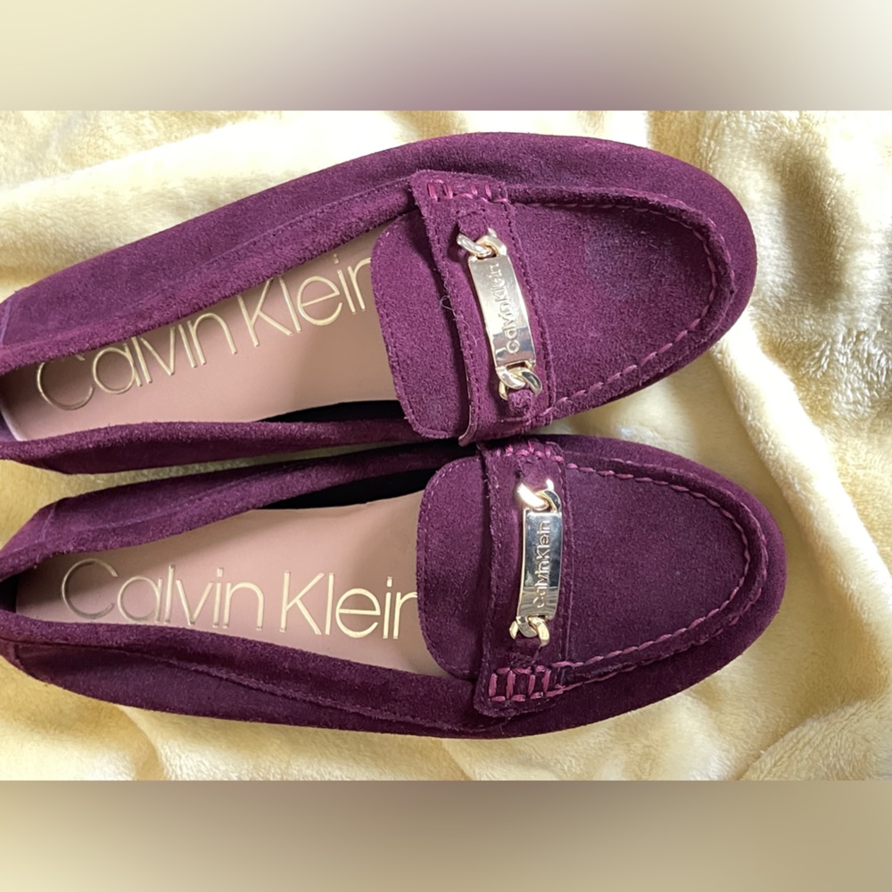Calvin Klein slides woman’s size 6.5 brand new never worn